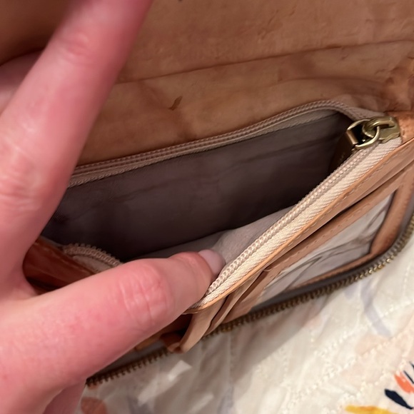 Kestrel Deltille Wallet Wristlet Clutch - Picture 8 of 9